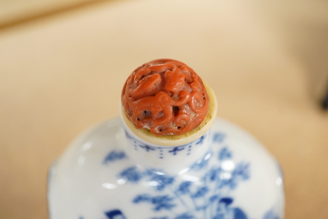 A large late 19th century Chinese blue and white snuff bottle, character marks to the base, 11cm high